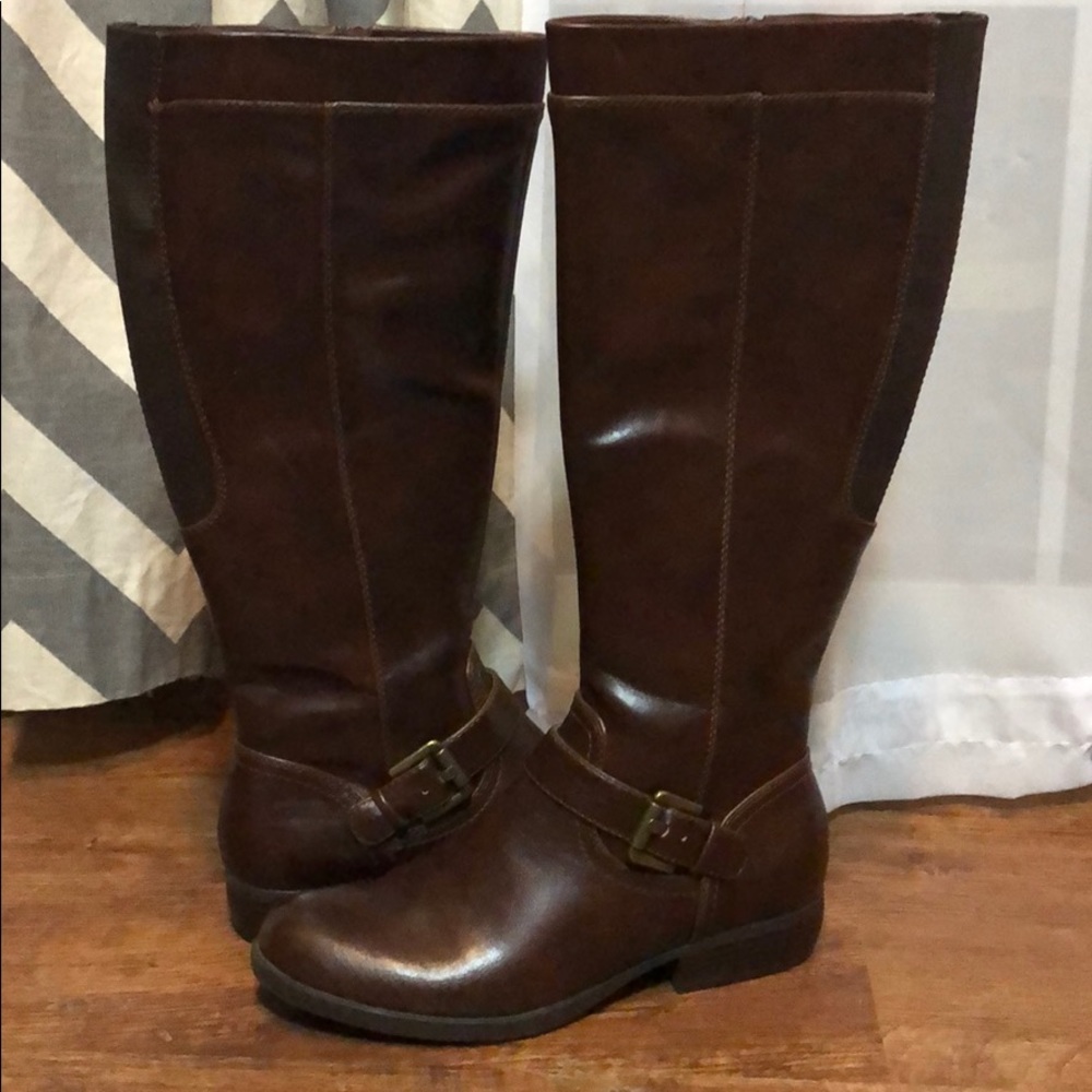 Brown riding boots